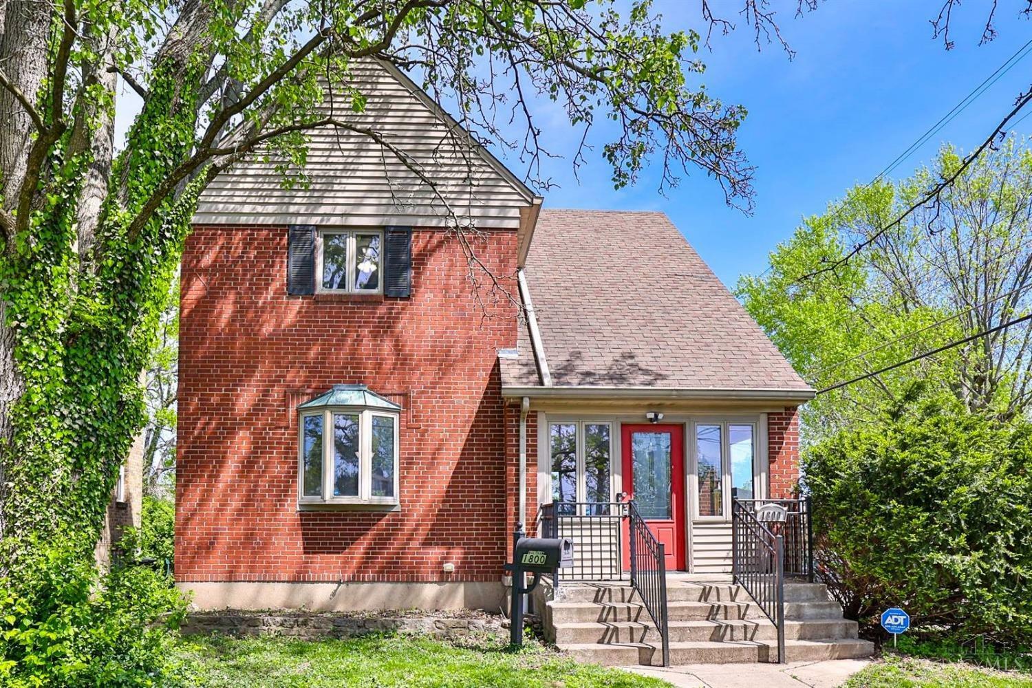 Property Photo: 1800 Waltham Avenue OH 45239