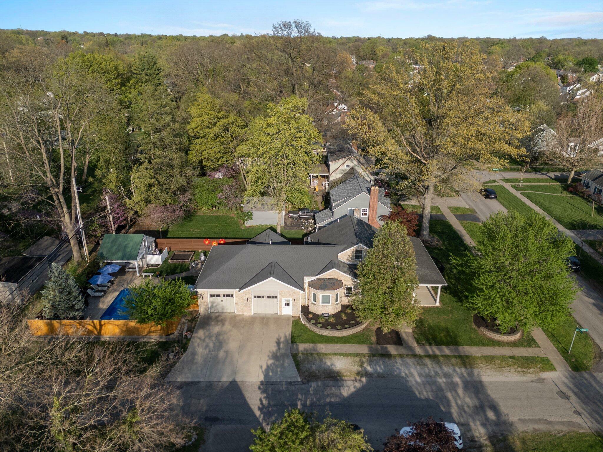 130 W Beaumont Road  Columbus OH 43214 photo