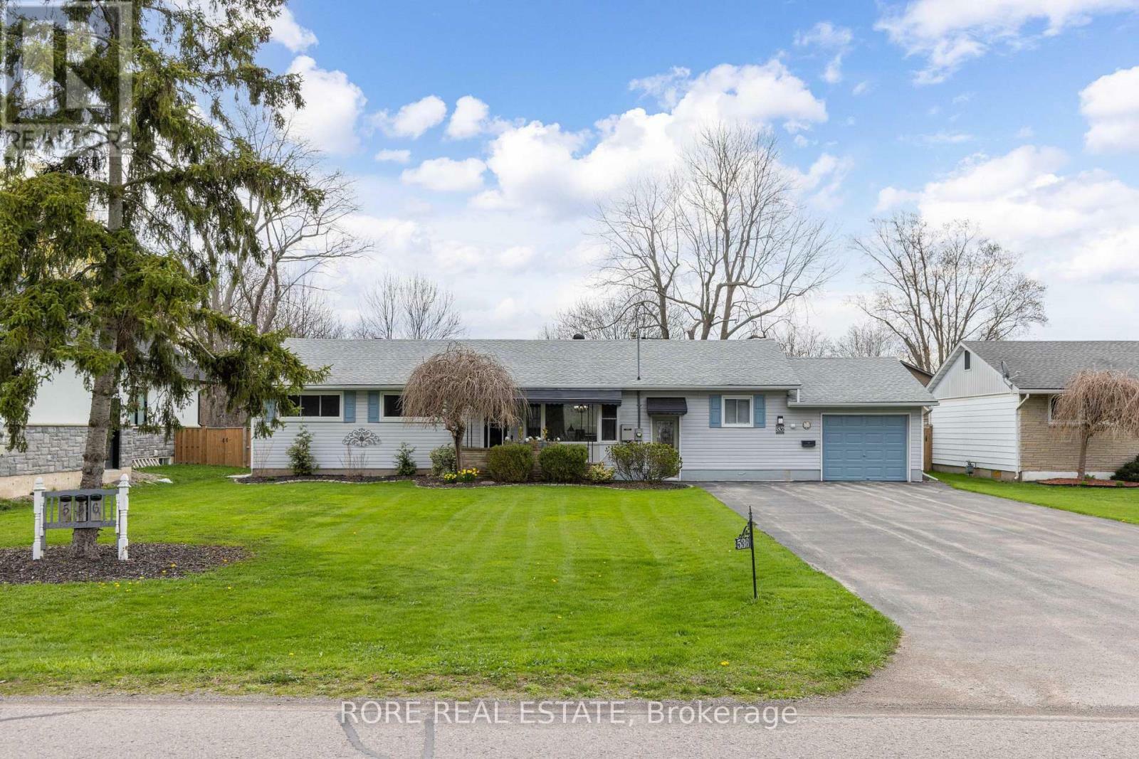 Property Photo: 536 Crescent Road ON L2A 4P8