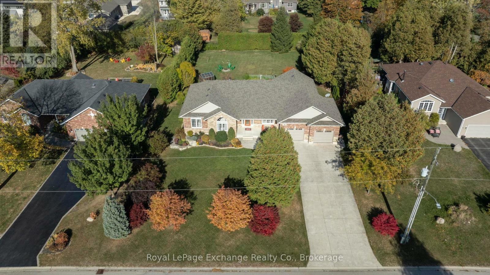 Property Photo: 38 Snobelen Trail ON N2Z 0C4