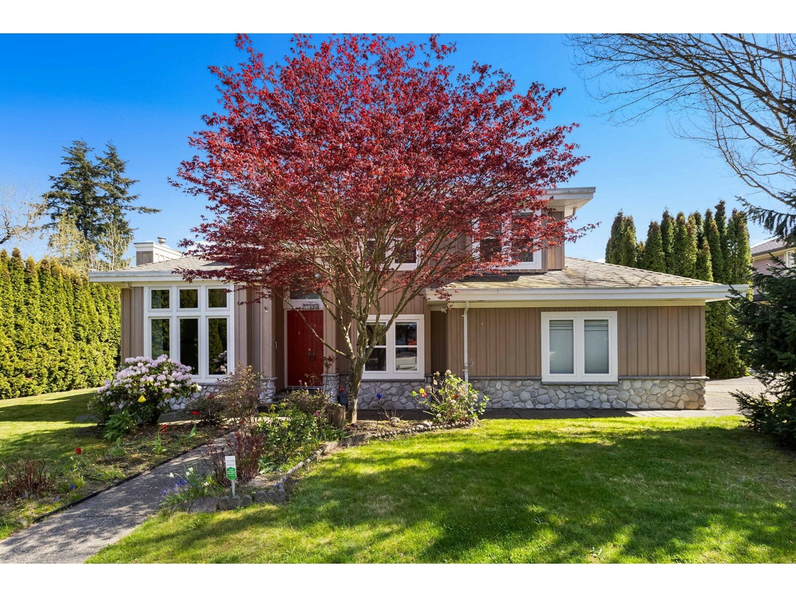 11898 Chateau  Delta BC V4E 3B8 photo