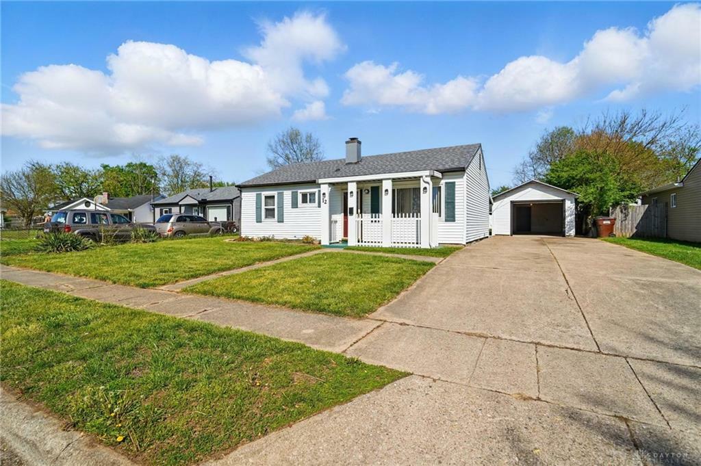 Property Photo: 12 Holgate Court OH 45324
