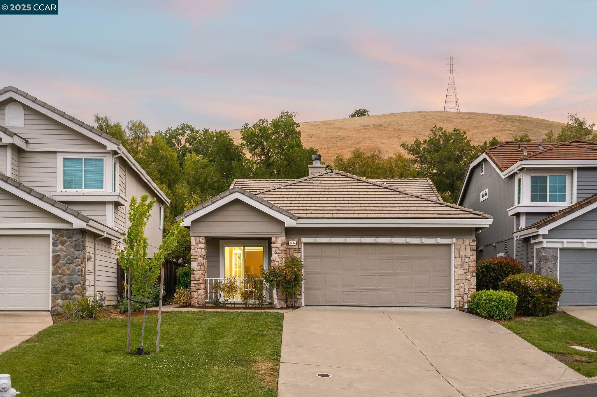 1237 Buckeye Ter  Clayton CA 94517 photo