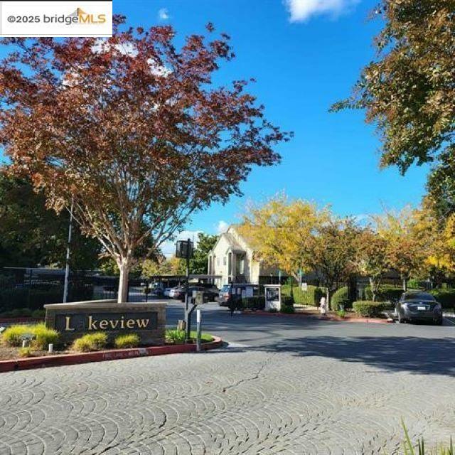 1283 Lakeview Cir  Pittsburg CA 94565 photo