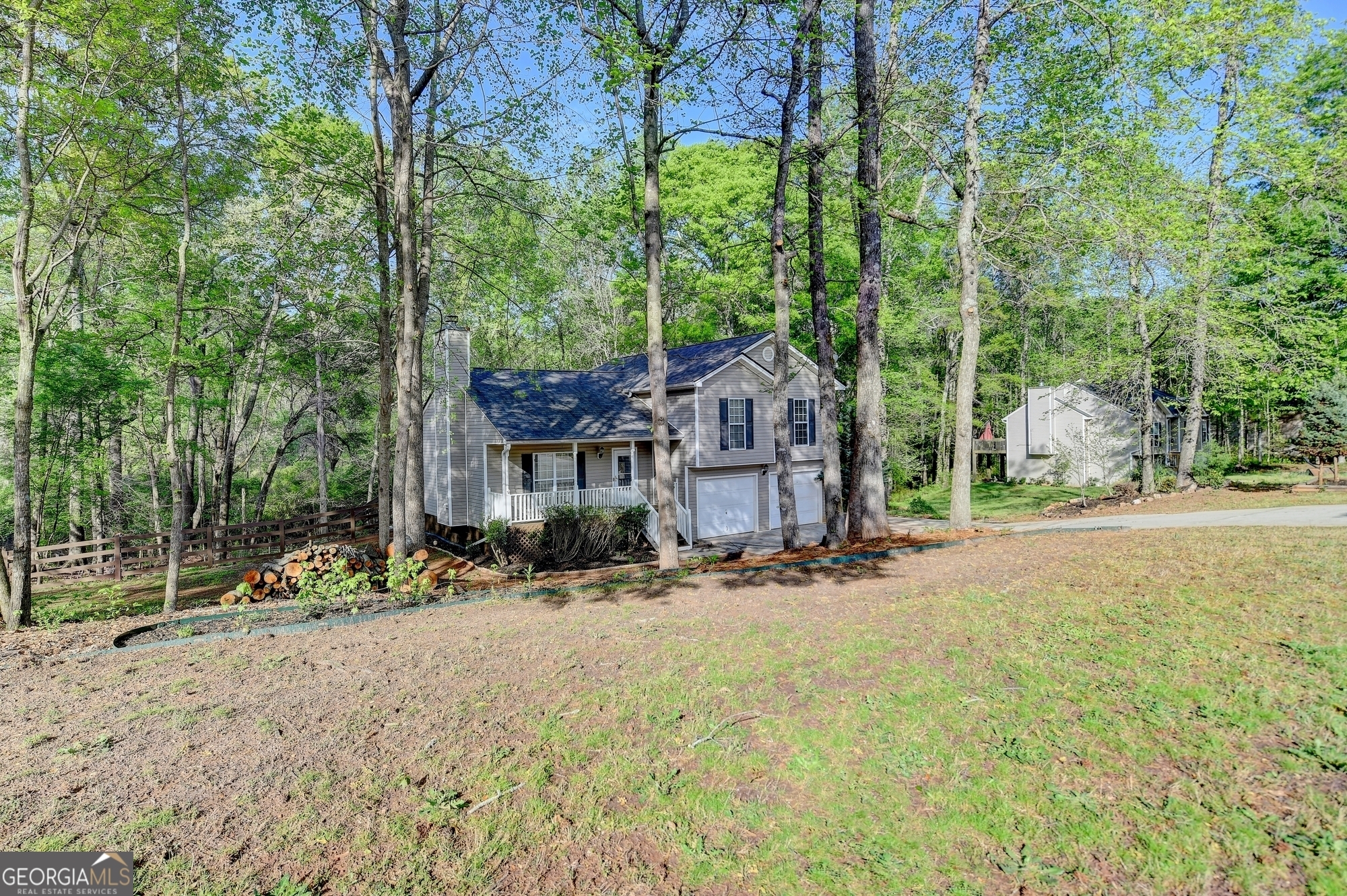Property Photo: 2025 Emerald Pointe Drive GA 30680