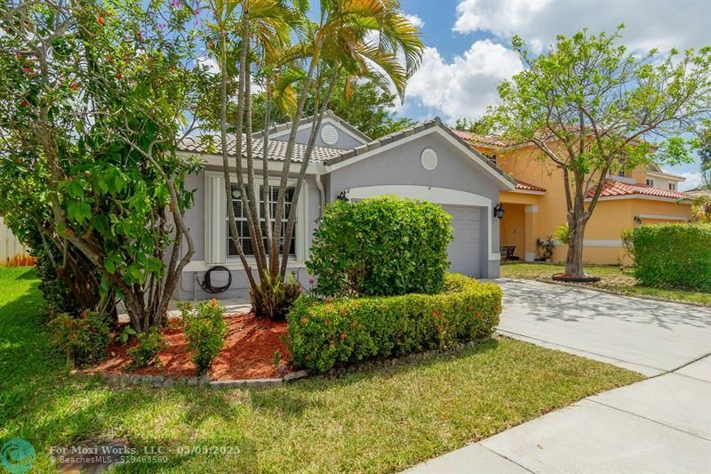 Property Photo: 16226 NW 19th St FL 33028