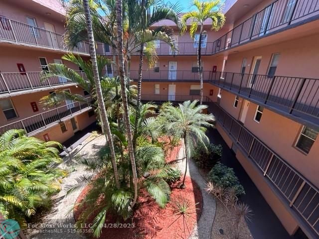Property Photo: 2861 Somerset Dr 312 FL 33311
