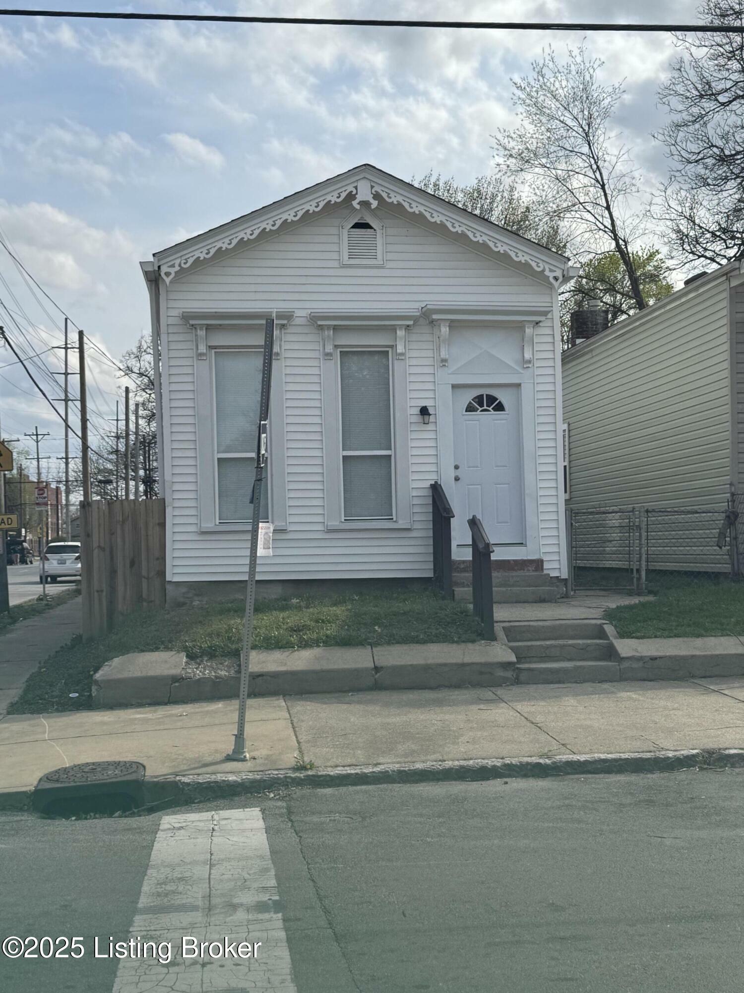 Property Photo: 2200 Duncan St KY 40212