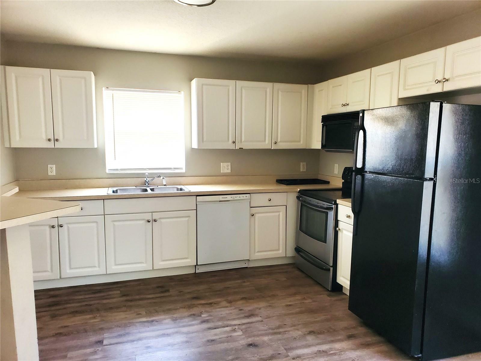 Property Photo: 4801 Haines Road N FL 33714