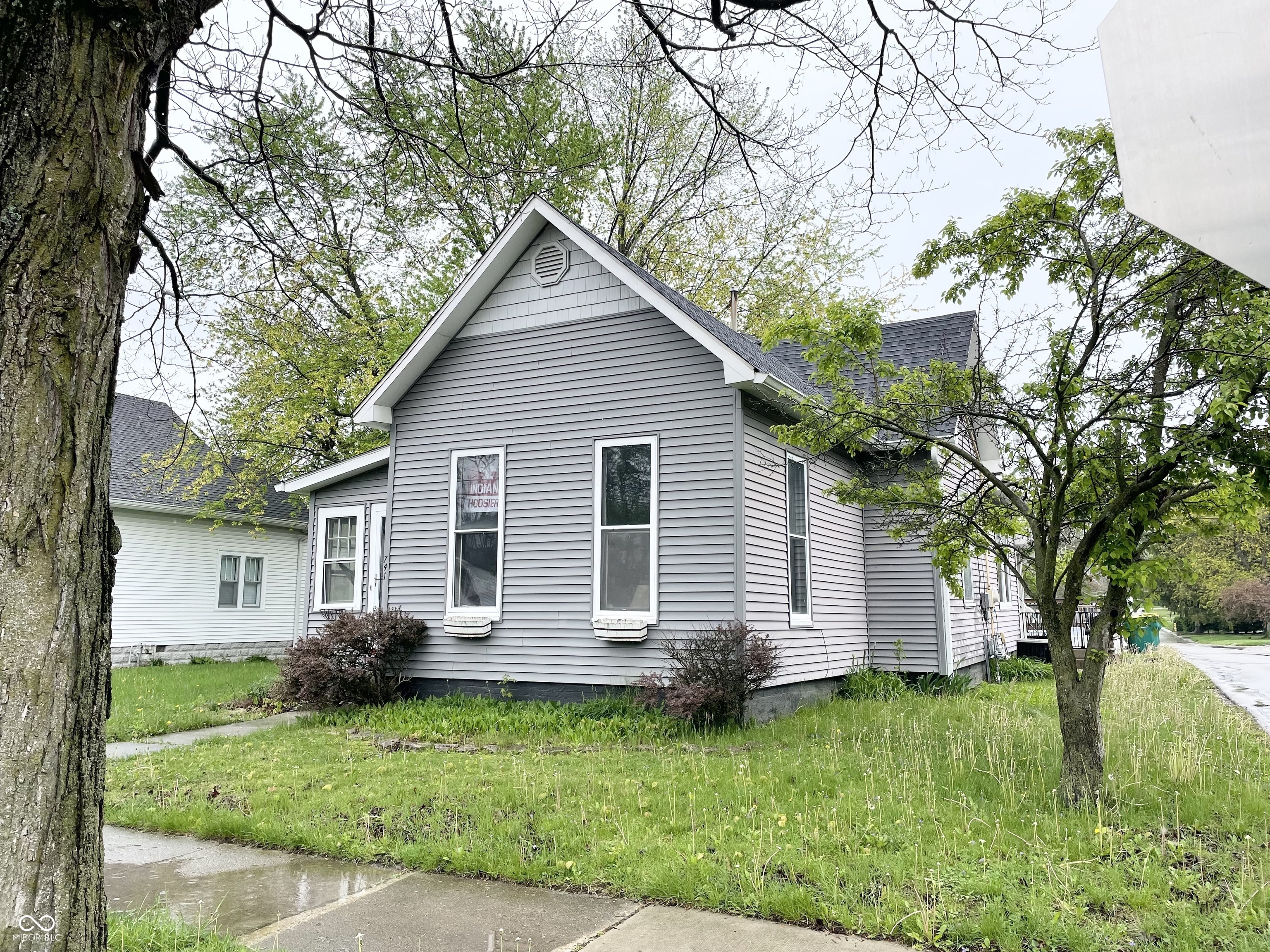 Property Photo: 741 Walnut Street IN 46131