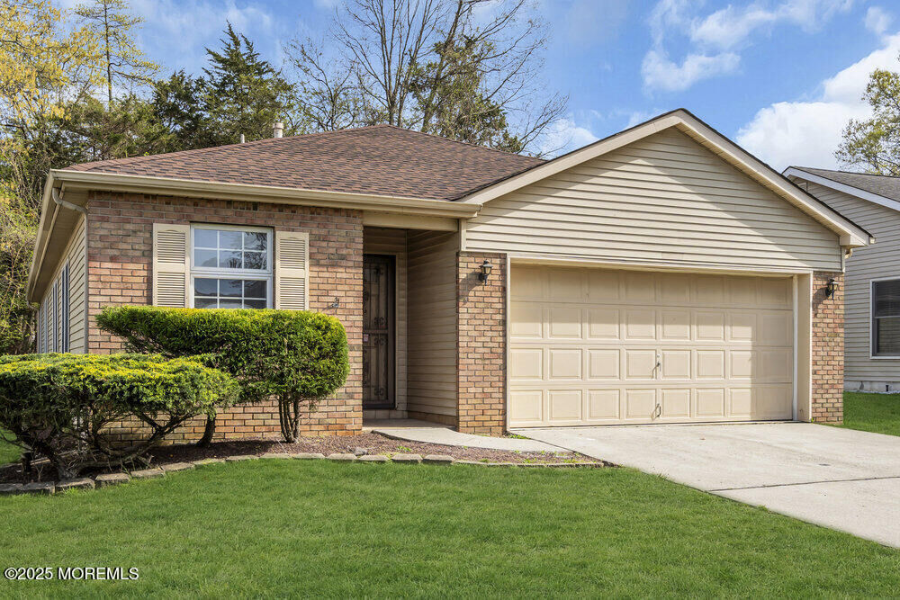 Property Photo:  1744 Buttonwood Avenue  NJ 08755 