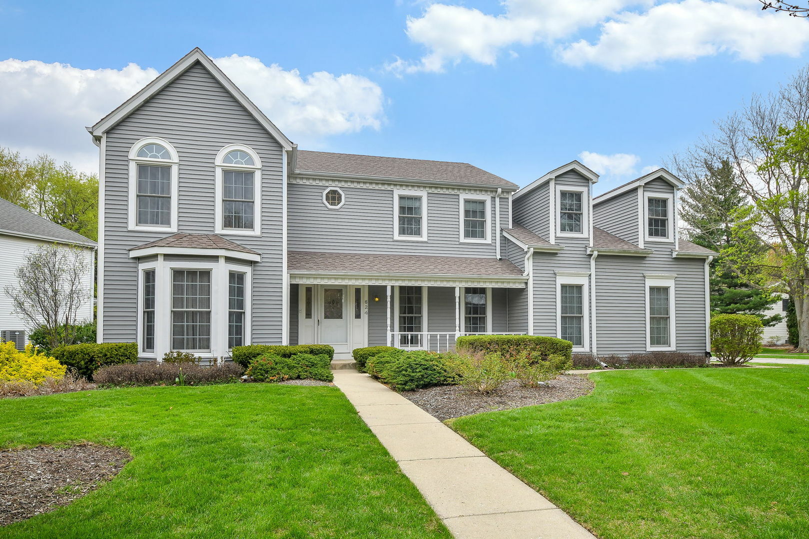 Property Photo: 624 Joshua Court IL 60540