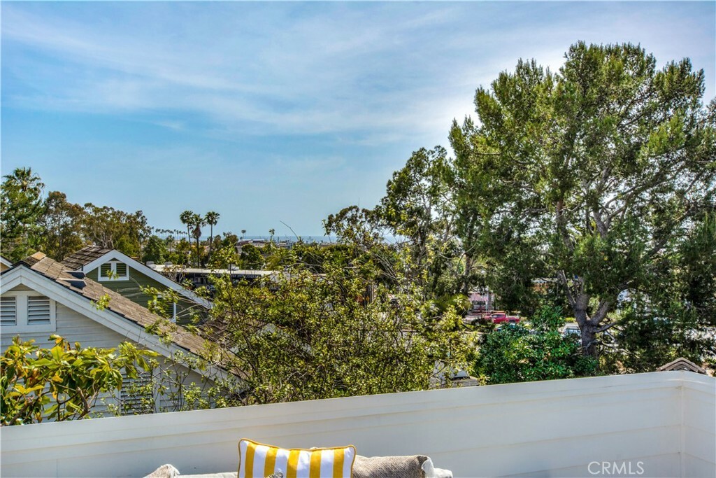 Property Photo: 2541 Point Del Mar CA 92625