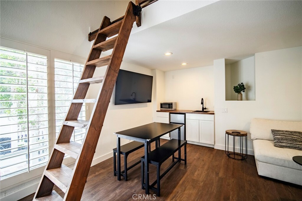 Property Photo: 2912 Via Hidalgo CA 92673