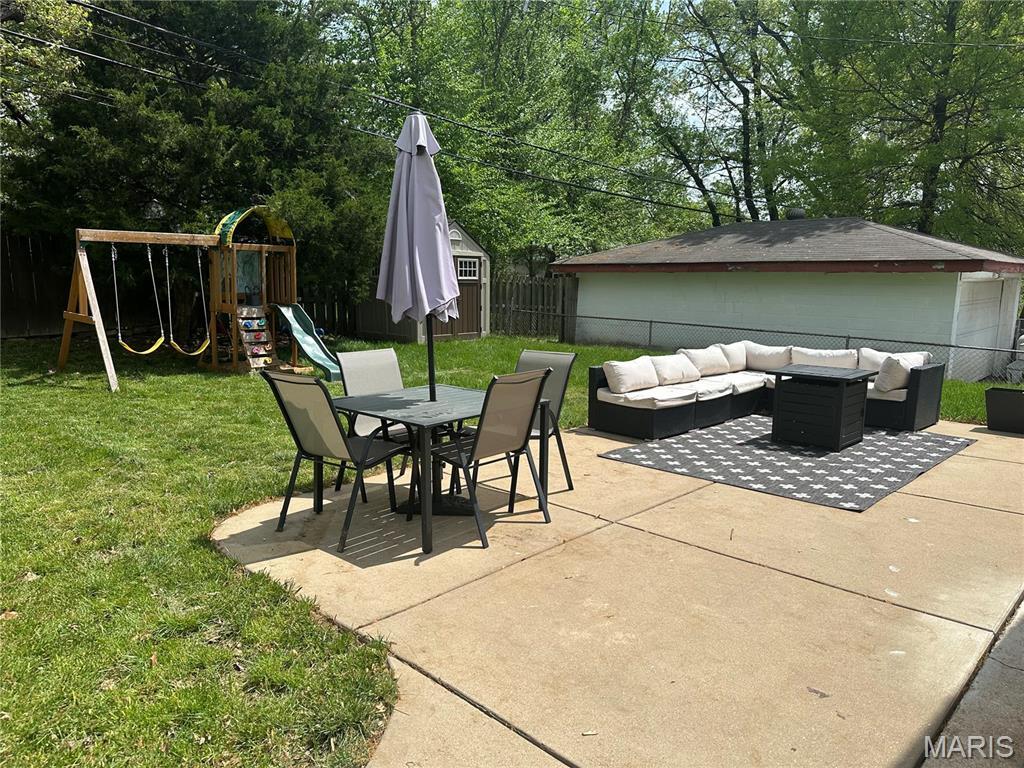 448 Chamberlin Drive  Ballwin MO 63021 photo