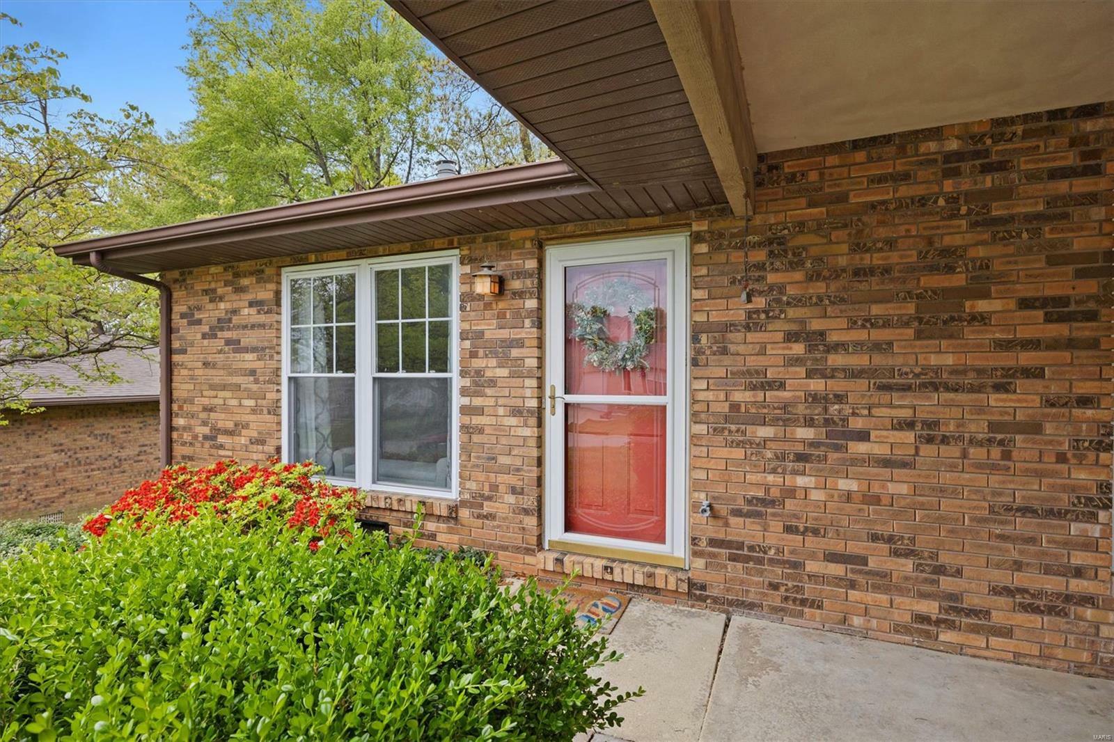Property Photo: 27 Ramona Drive IL 62221