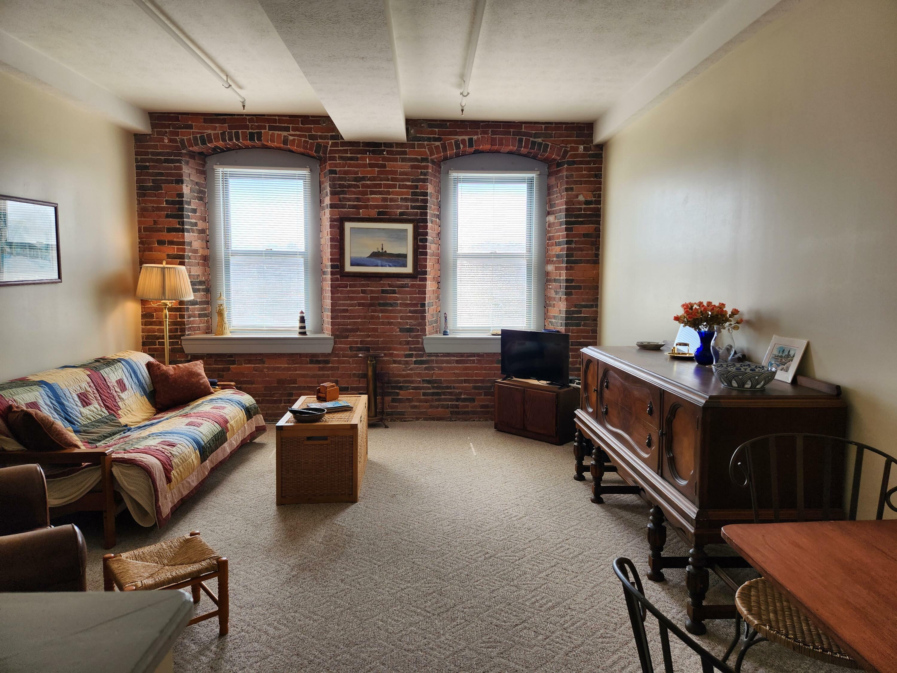 Property Photo:  1 Saco Island Terrace 105  ME 04072 