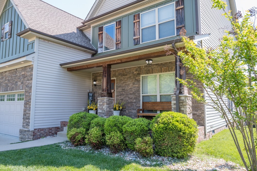 Property Photo: 1061 Willow Cir TN 37043