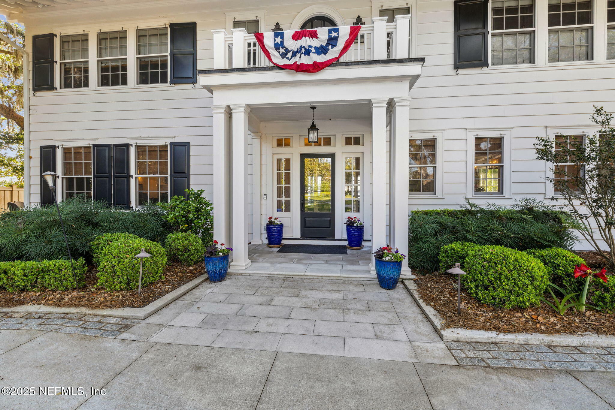 Property Photo:  3110 St. John Avenue  FL 32205 