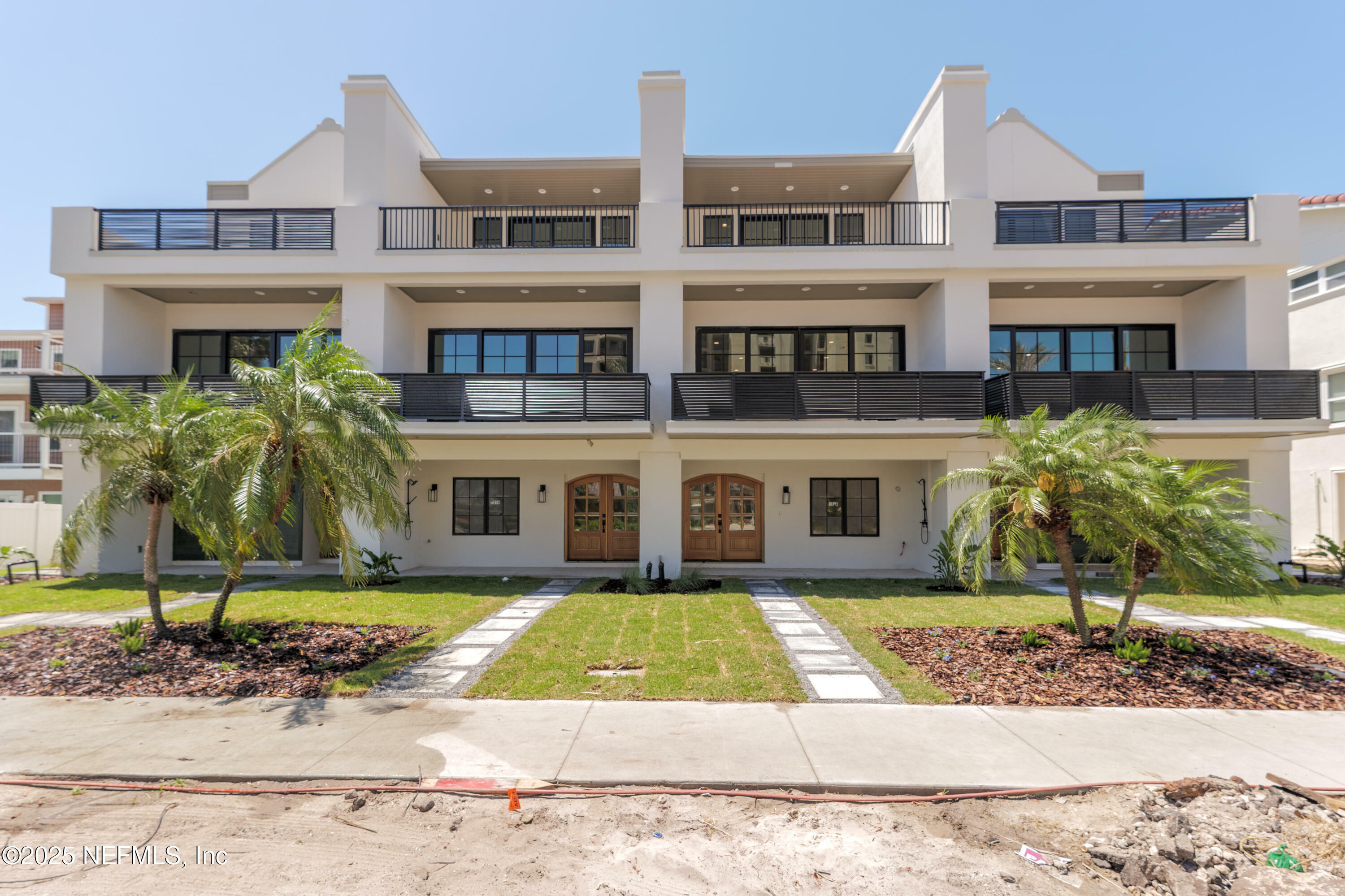 Property Photo: 1314 1st Street N FL 32250