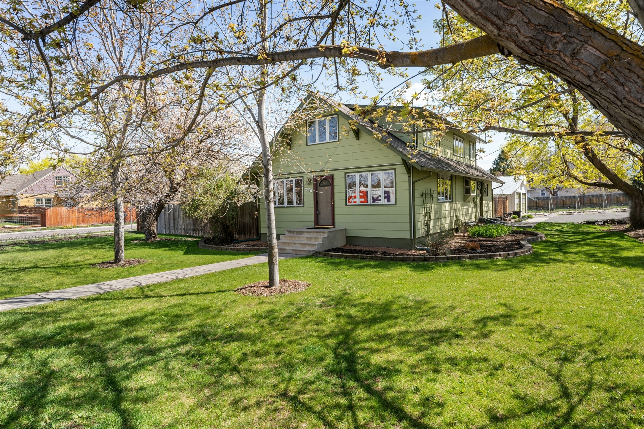 Property Photo: 226 S Davis Street MT 59801