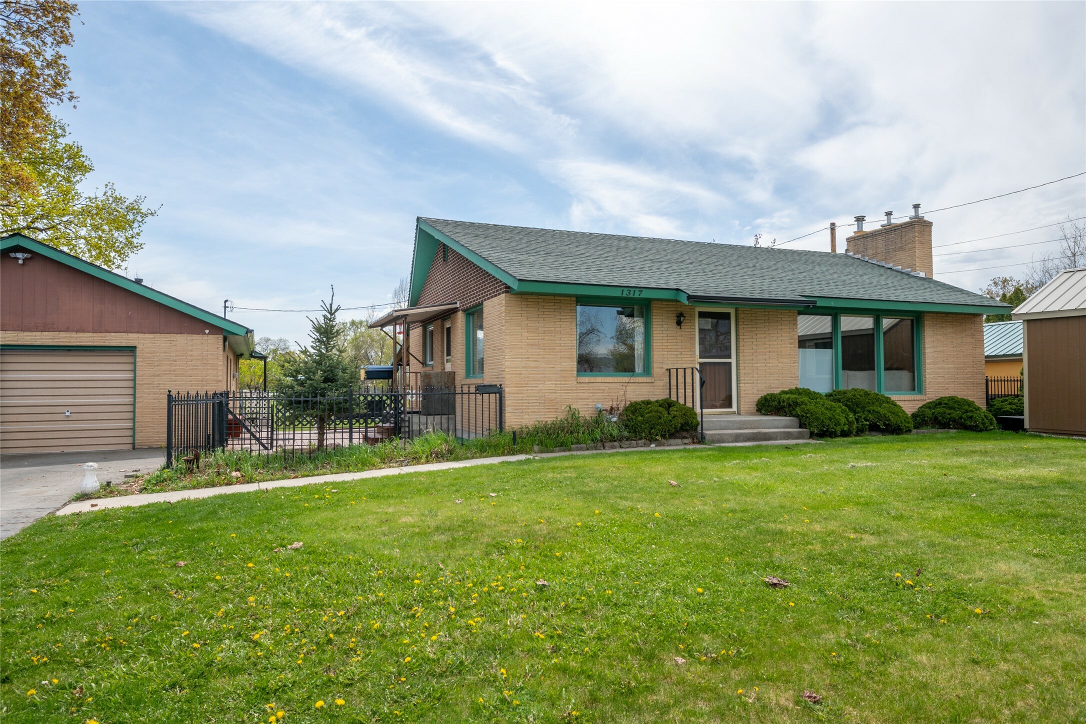 Property Photo: 1317 River Road MT 59801