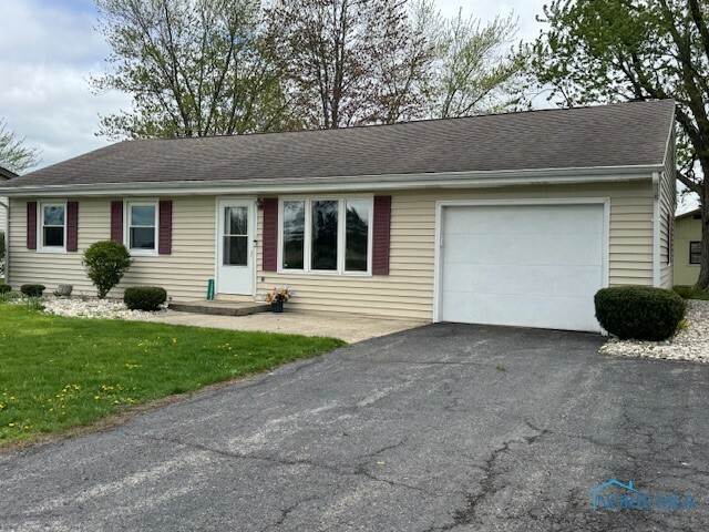 Property Photo: 12083 Township Road 77 OH 45840