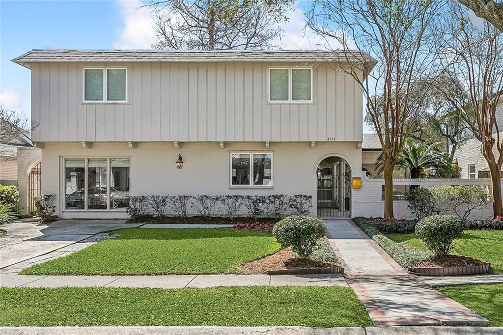 Property Photo:  4524 Folse Drive  LA 70006 