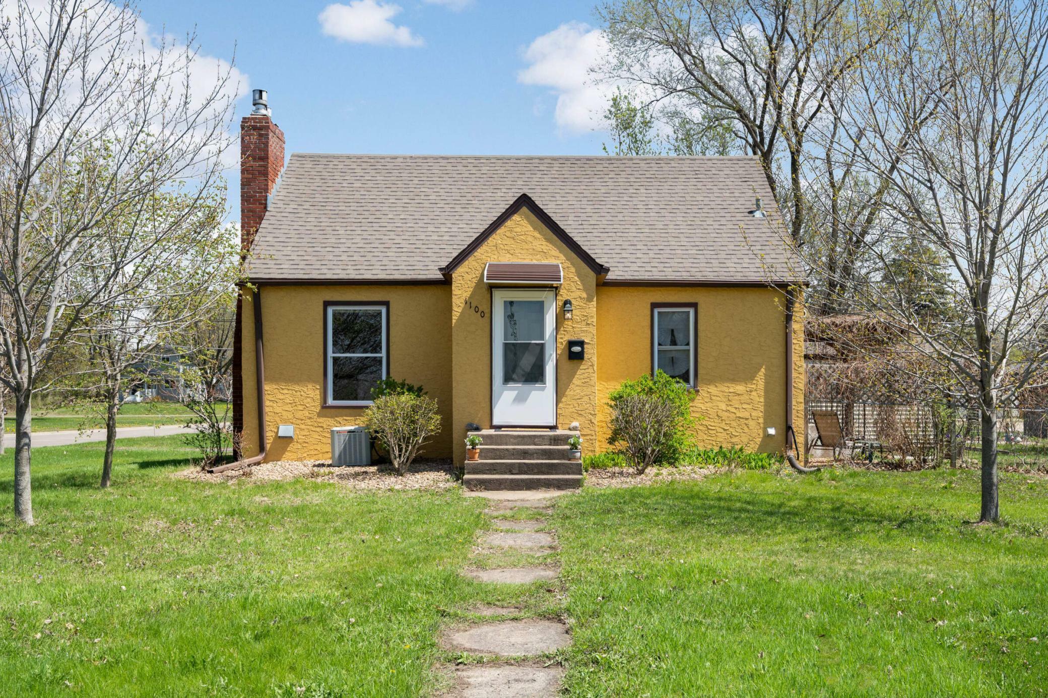 Property Photo: 1100 Summit Avenue MN 55071