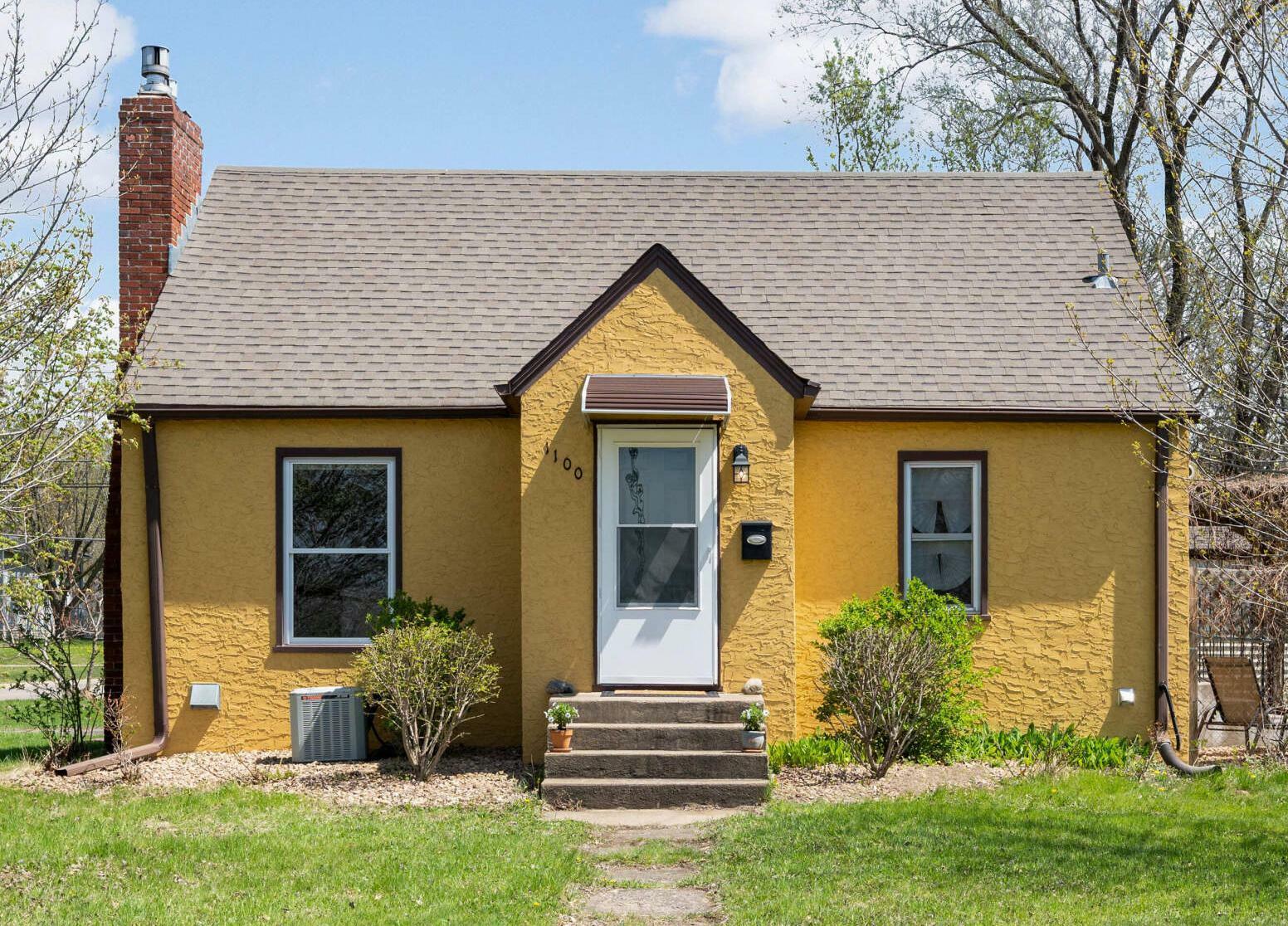 Property Photo: 1100 Summit Avenue MN 55071
