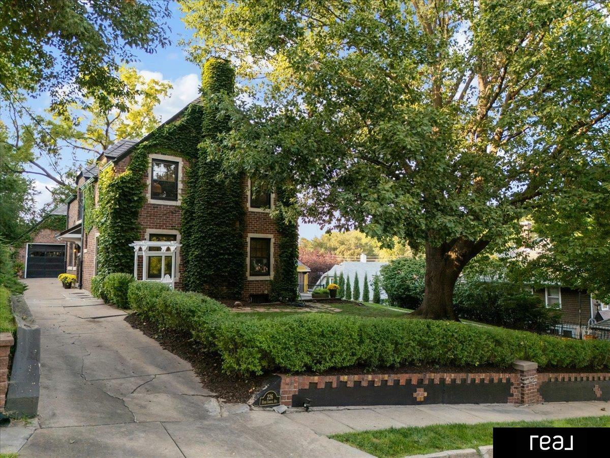 Property Photo: 226 High School Avenue IA 51503