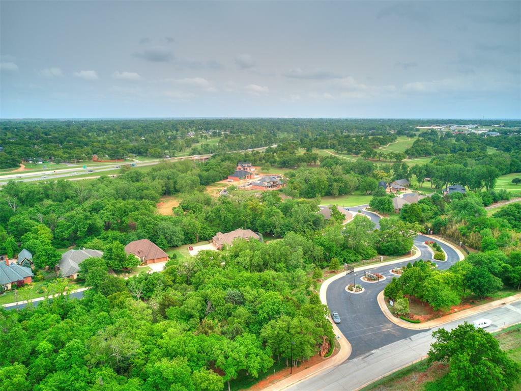Property Photo: 4429 Redbud Circle OK 73111