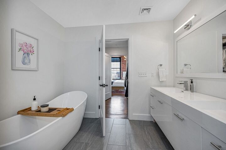 Property Photo:  491 Dutton St 415  MA 01854 