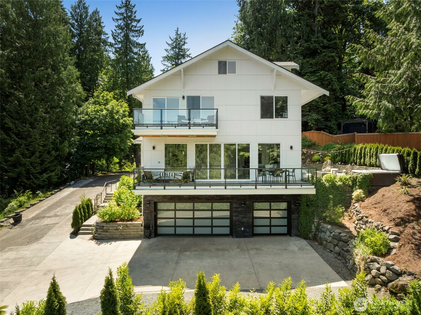 Property Photo:  16831  84th Lane NE  WA 98028 