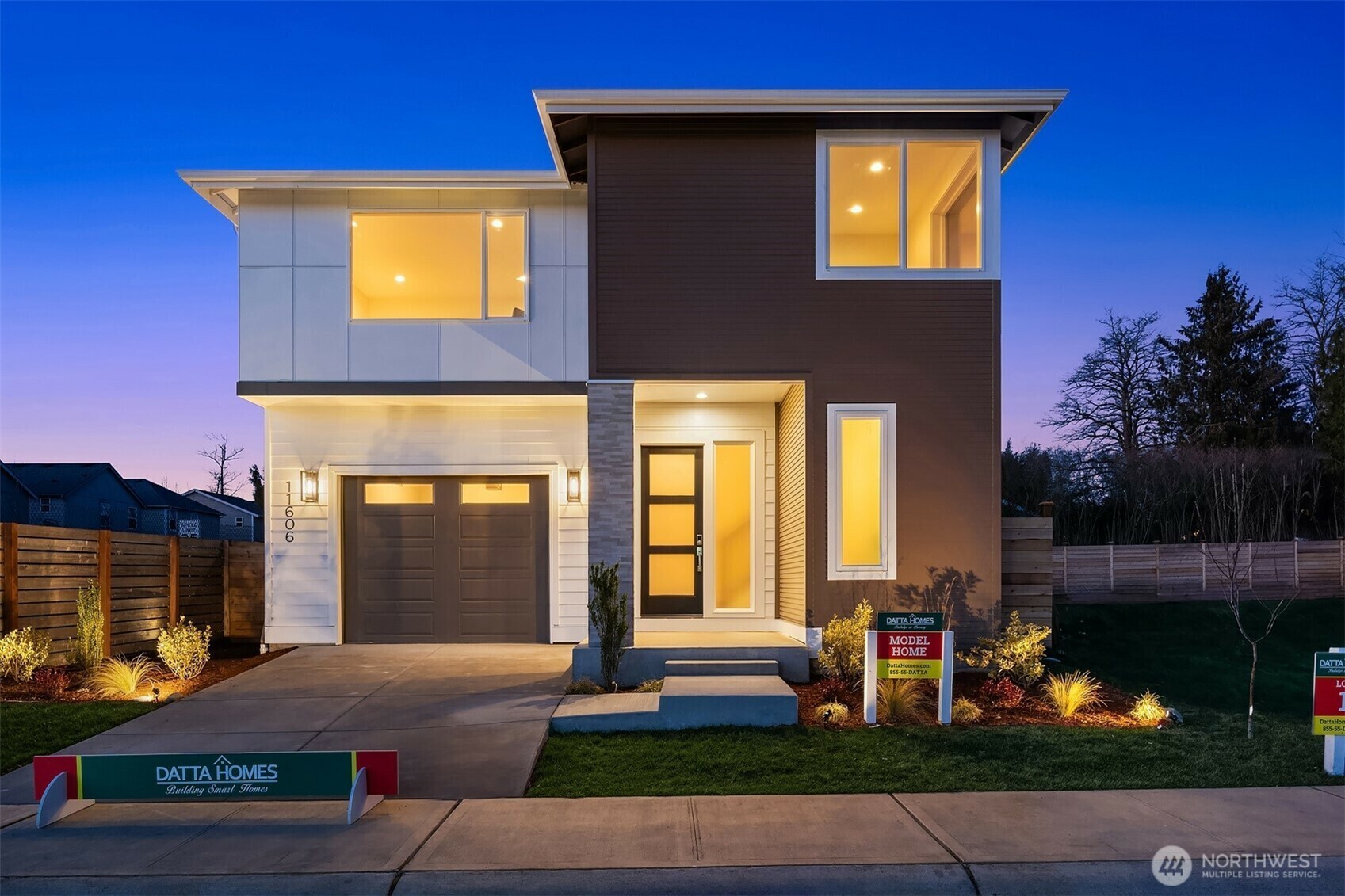 Property Photo: 11612 SE 196 Street 1 WA 98031