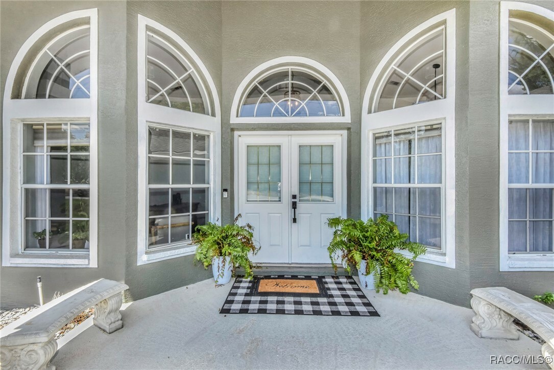 Property Photo: 6038 N Flagstaff Avenue FL 34465