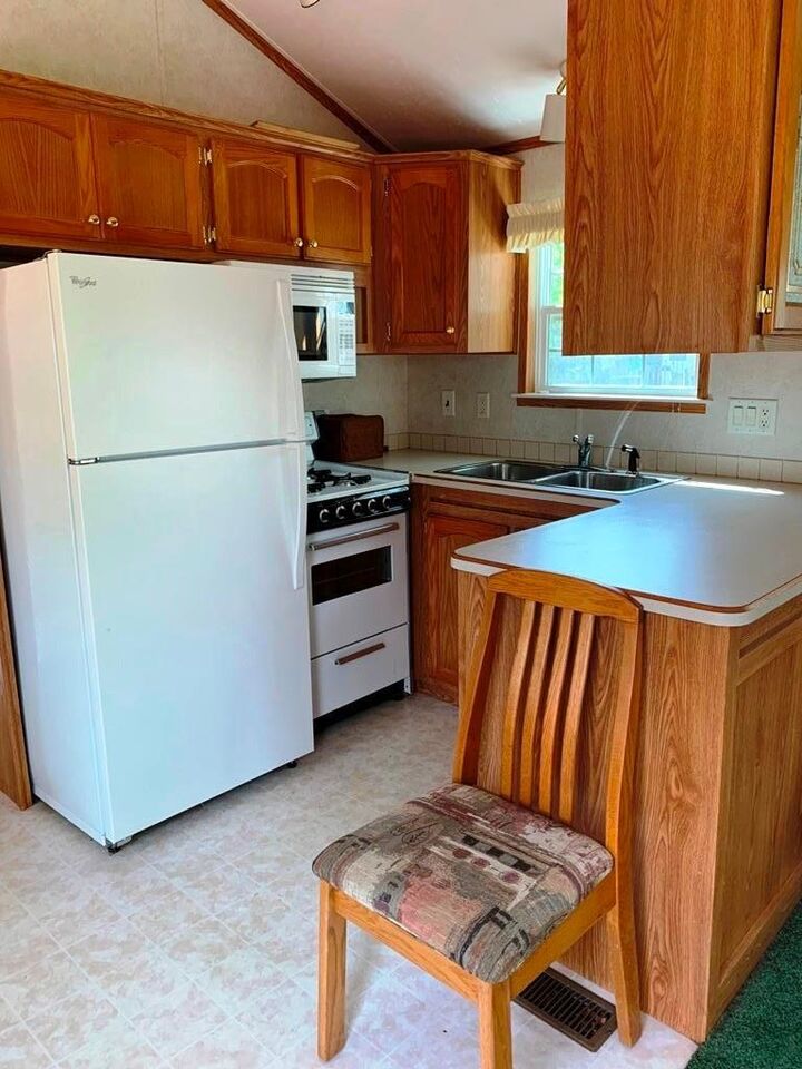 Property Photo:  215 Skyway Drive  WI 53534 