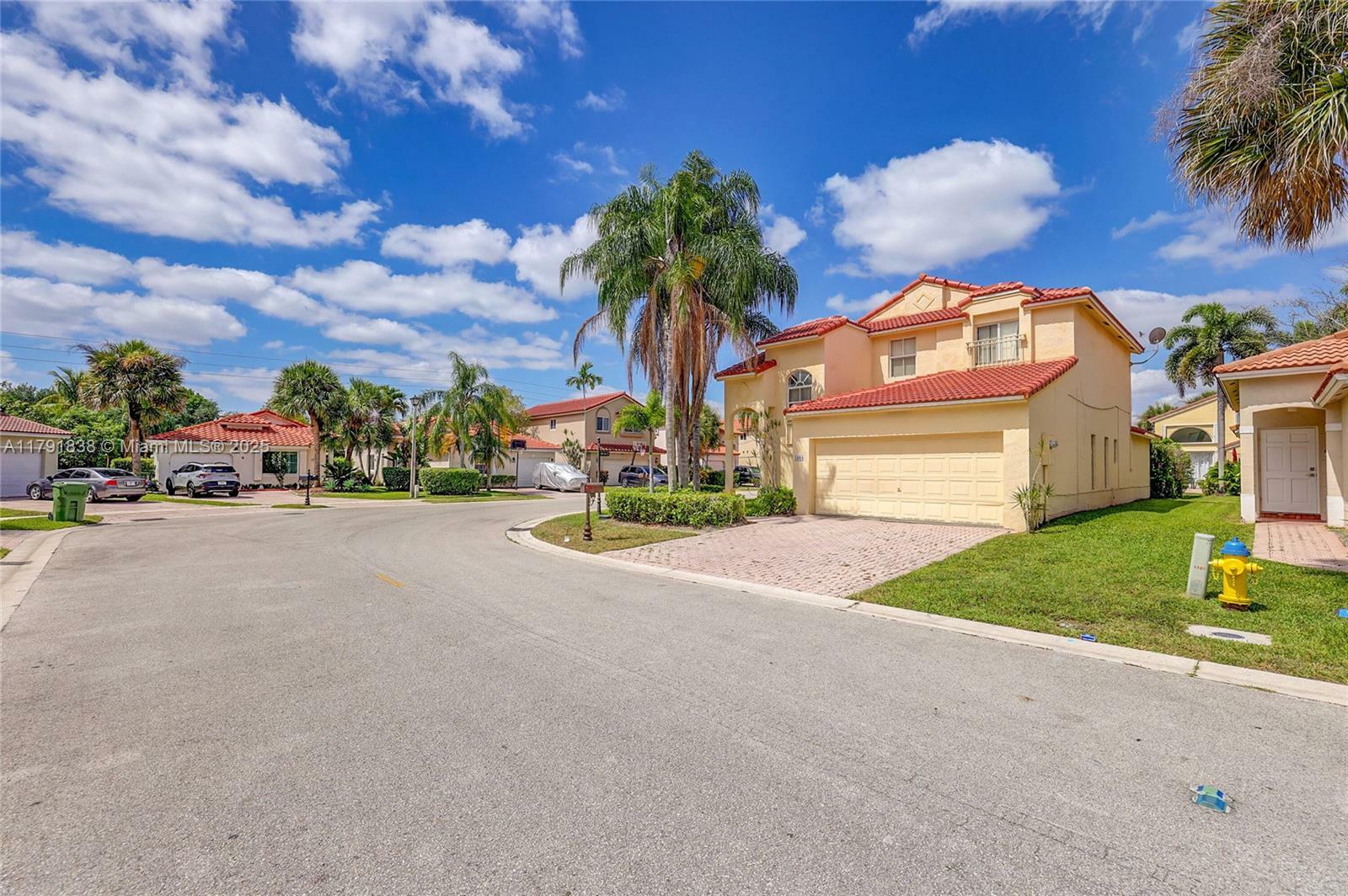 Property Photo: 1688 SW 158th Ave FL 33027