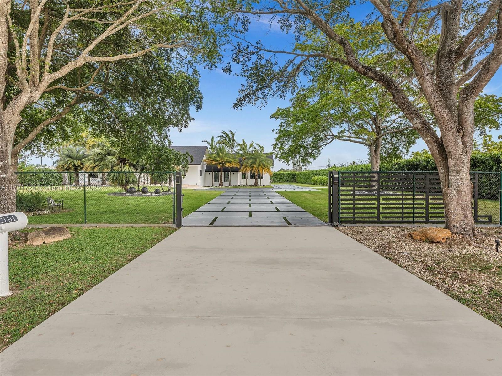 21411 SW 248th St  Homestead FL 33031 photo