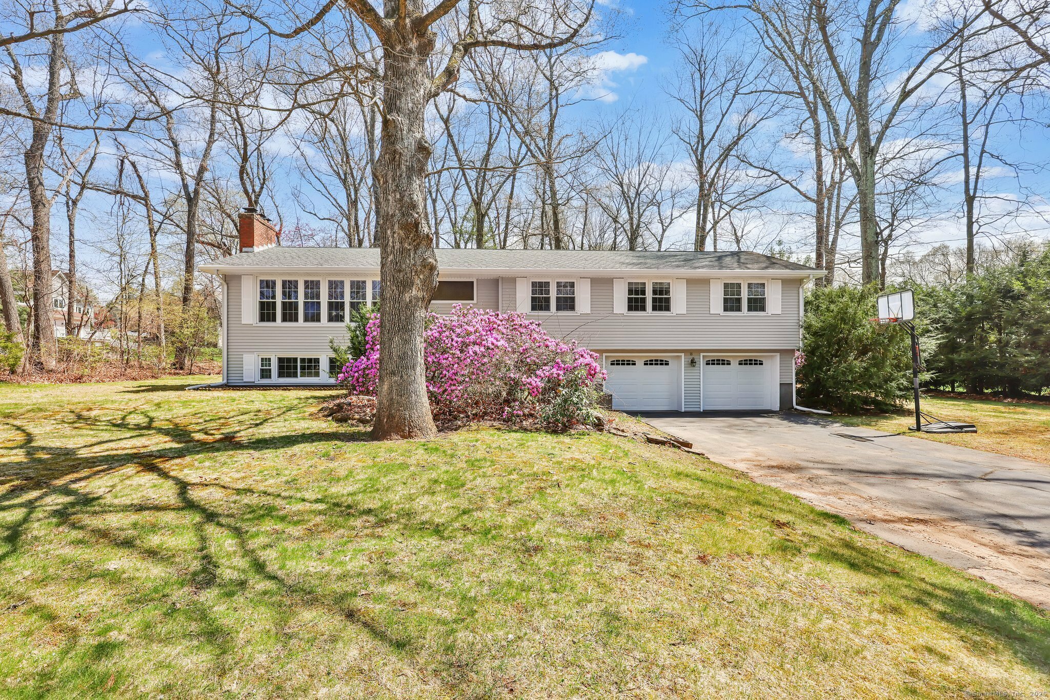 Property Photo: 18 Greenwood Drive CT 06074