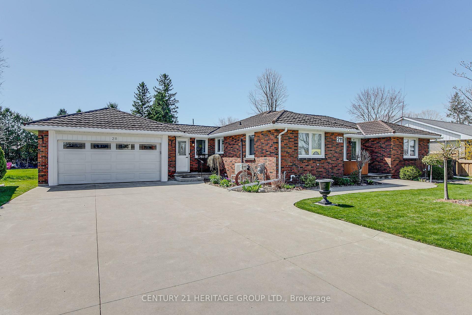 211 Albert Street  New Tecumseth ON L9R 1B6 photo