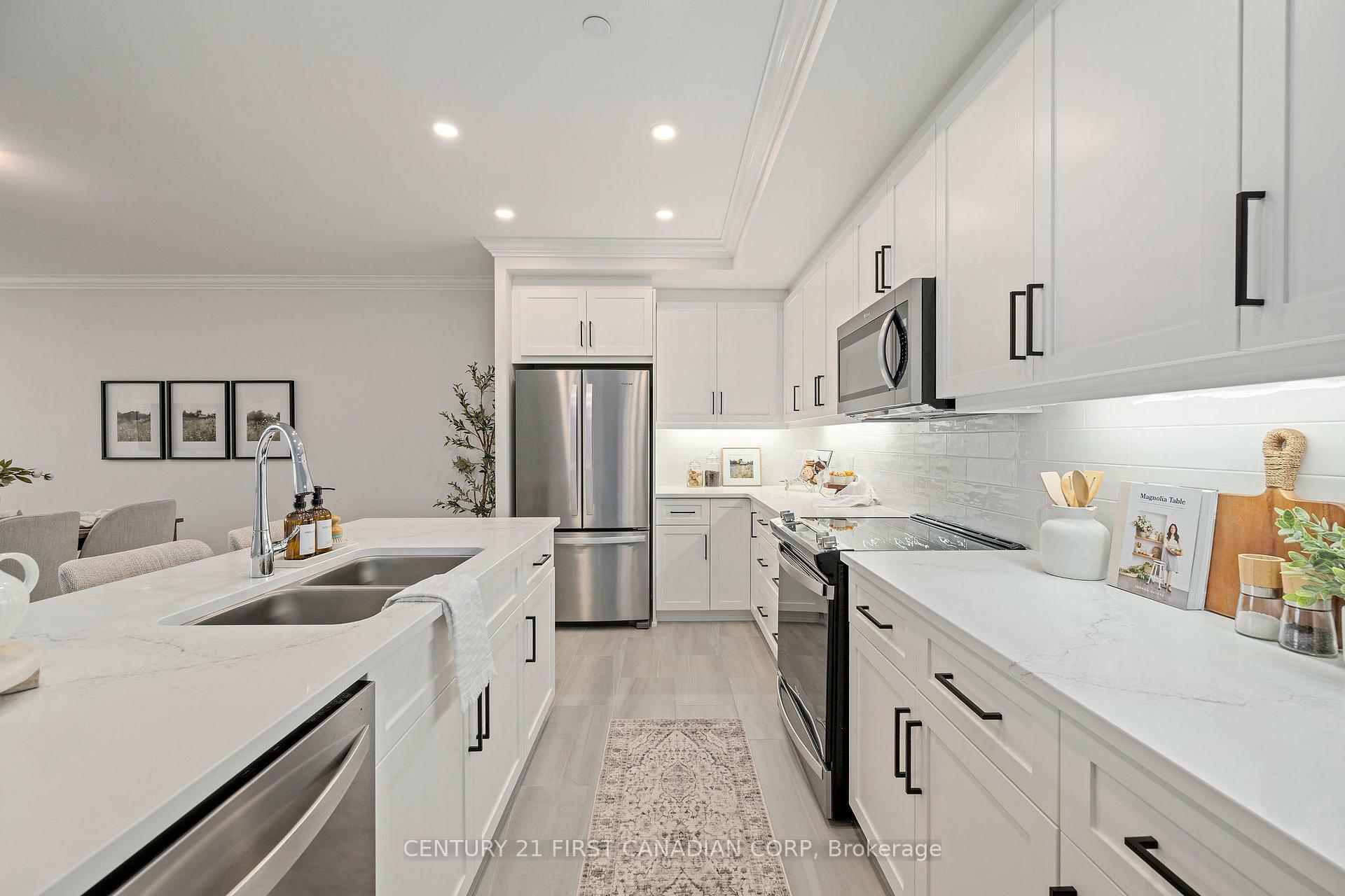 Property Photo: 1560 Upper West Avenue 409 ON N6K 4P9