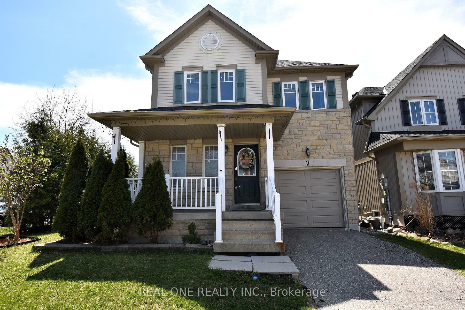 Property Photo:  7 Settler'S Court  ON L1M 2L3 