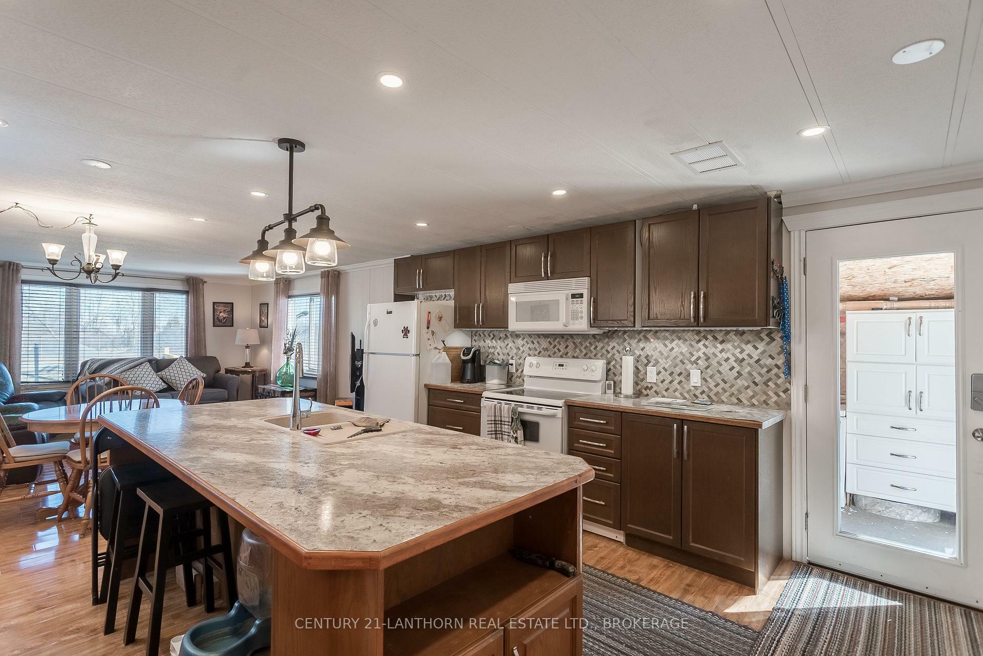 Property Photo: 4417 Front Street ON K0H 2W0