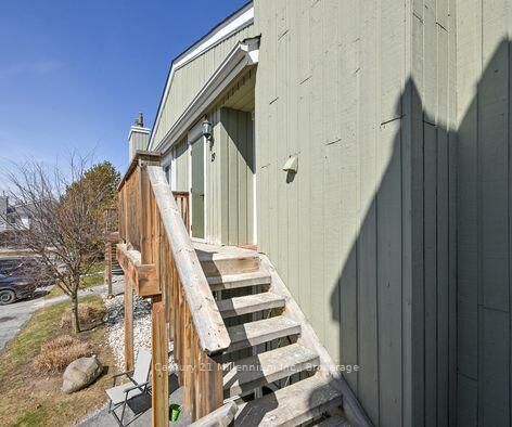 Property Photo:  17 Dawson Drive 29  ON L9Y 5B4 