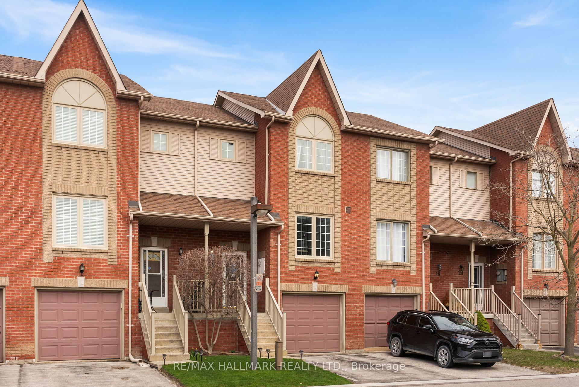 1867 Kingston Road 18  Pickering ON L1V 1C9 photo