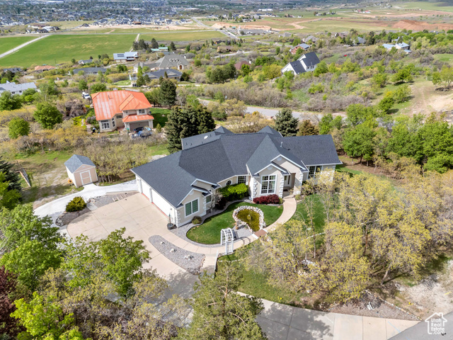 Property Photo: 110 W Oak Cir UT 84653