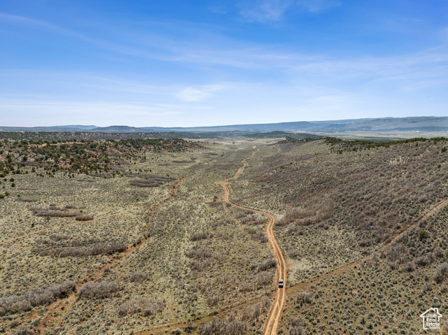 Property Photo: 46997 W Thunder Ridge Rd UT 84027