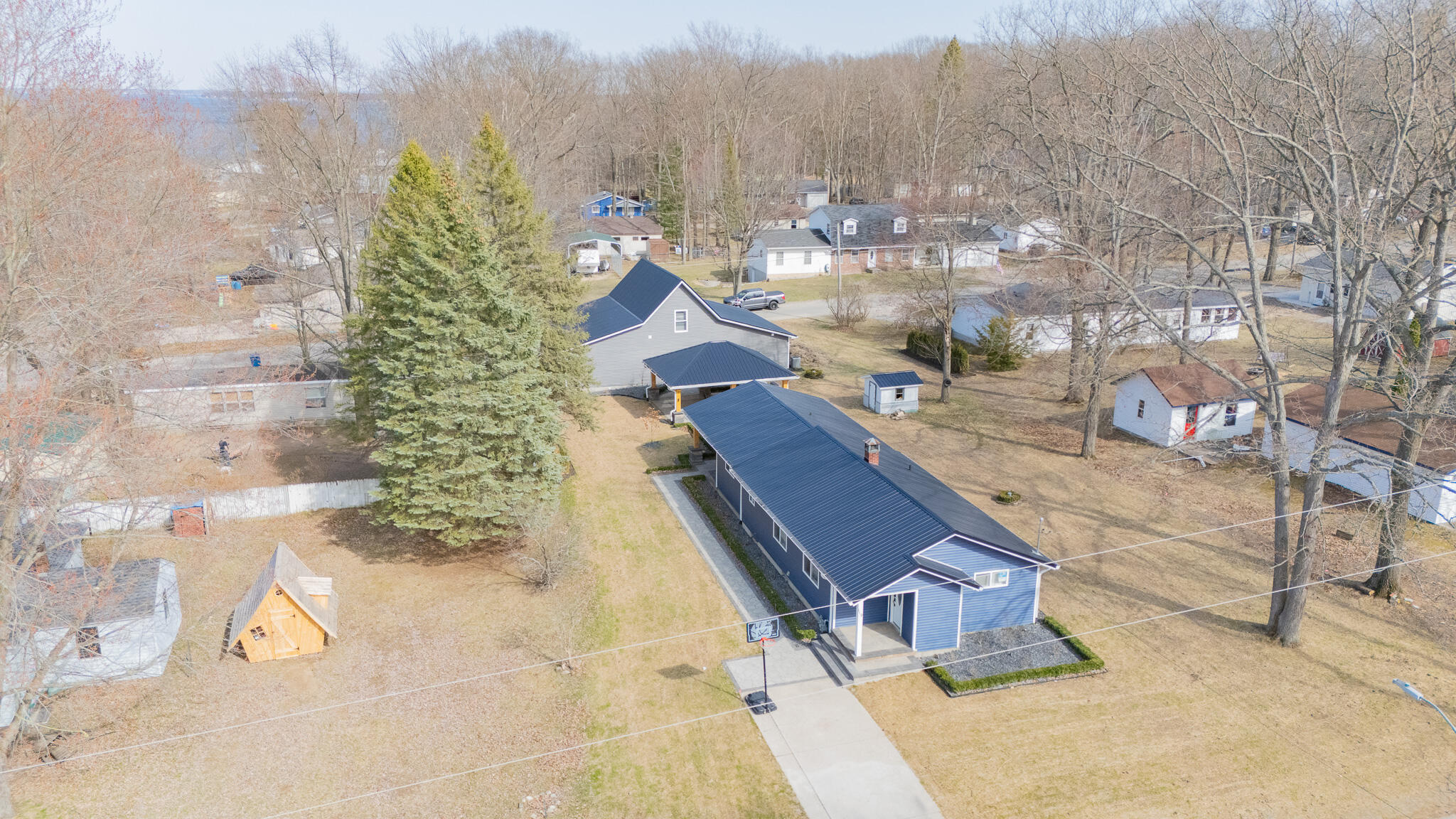 Property Photo: 119 Desoto Ave And 206 Joliet Ave MI 48629