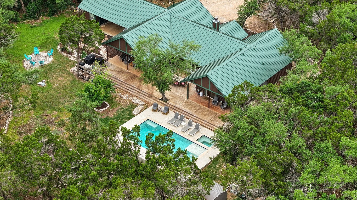 Property Photo: 9854 N Weir Loop Circle TX 78736